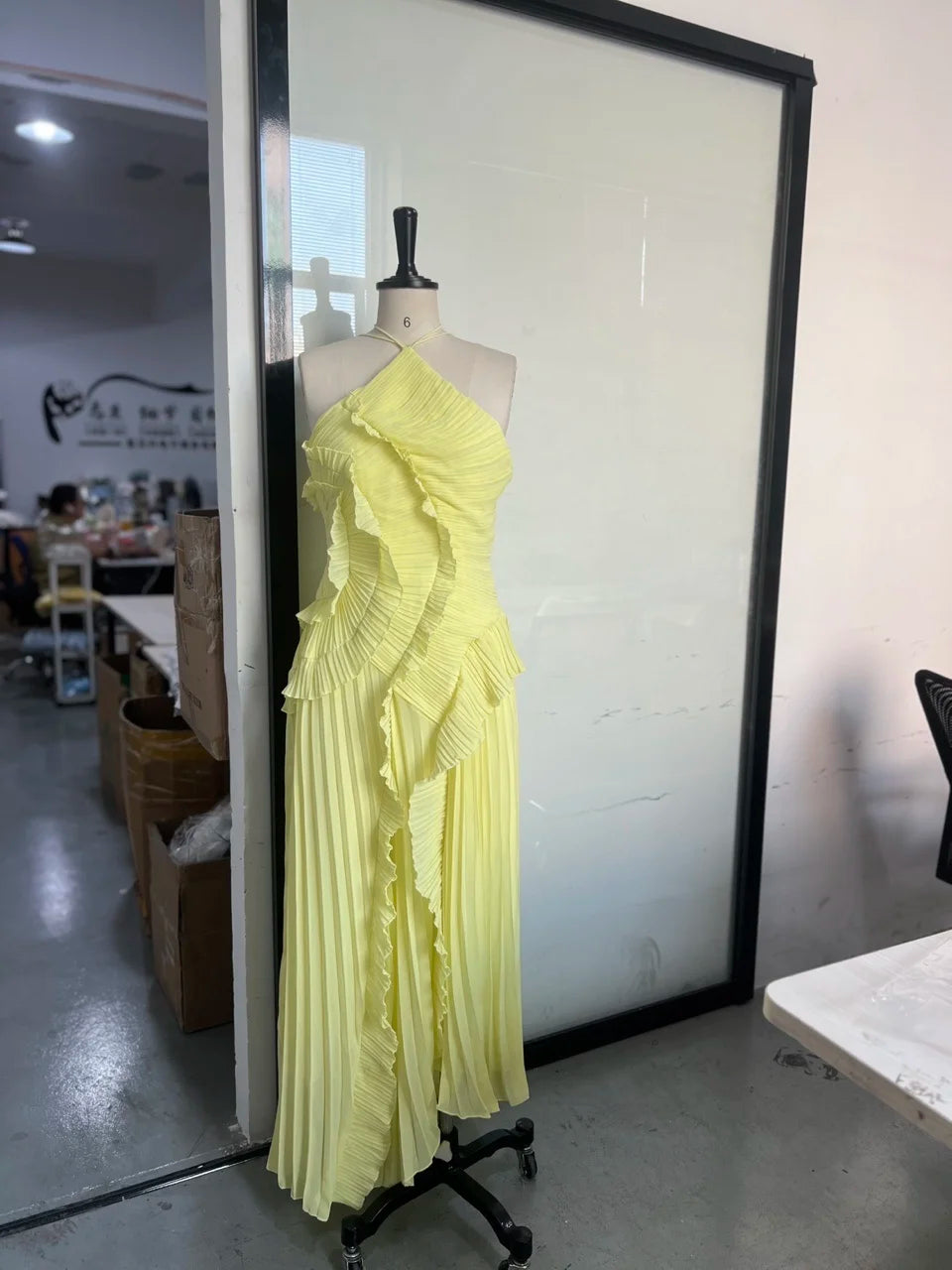 Elegant Purple Halter A Line Prom Gowns Ruffles Tiered Backless.