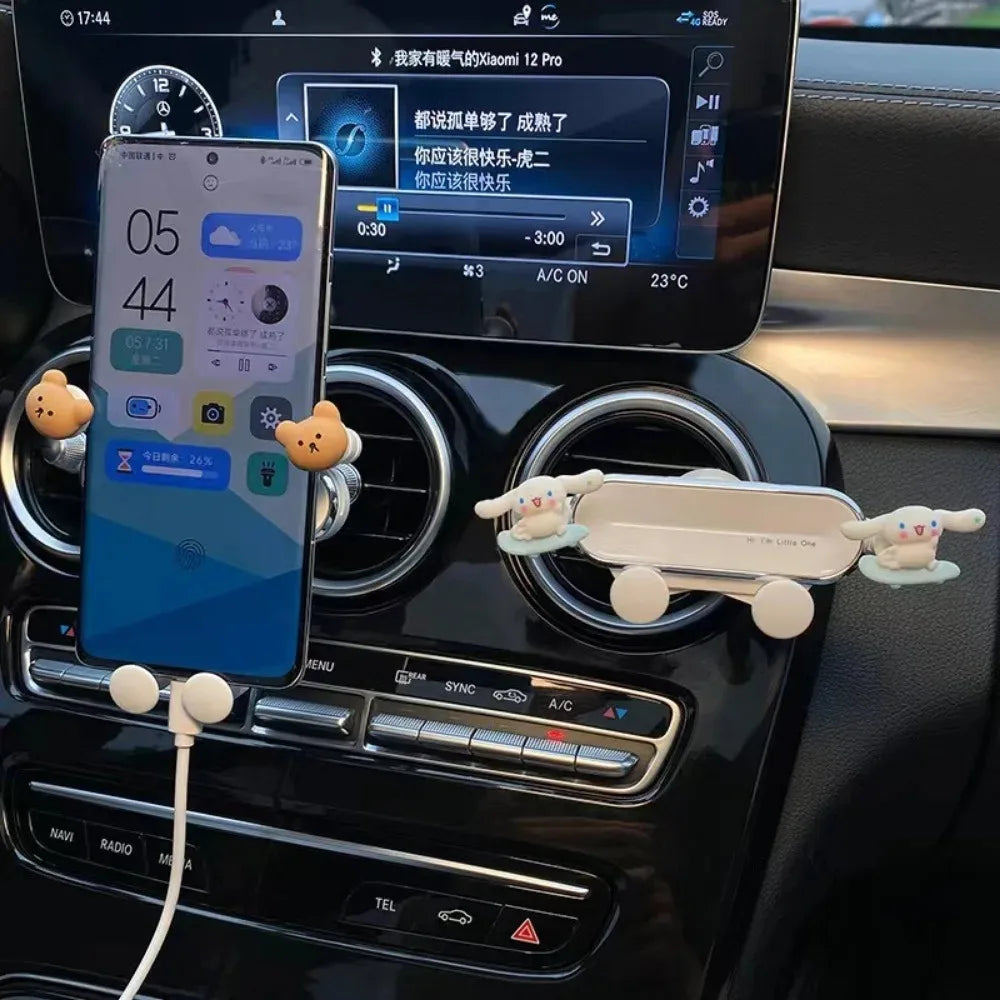 Compact and adorable car-mounted mobile phone holder