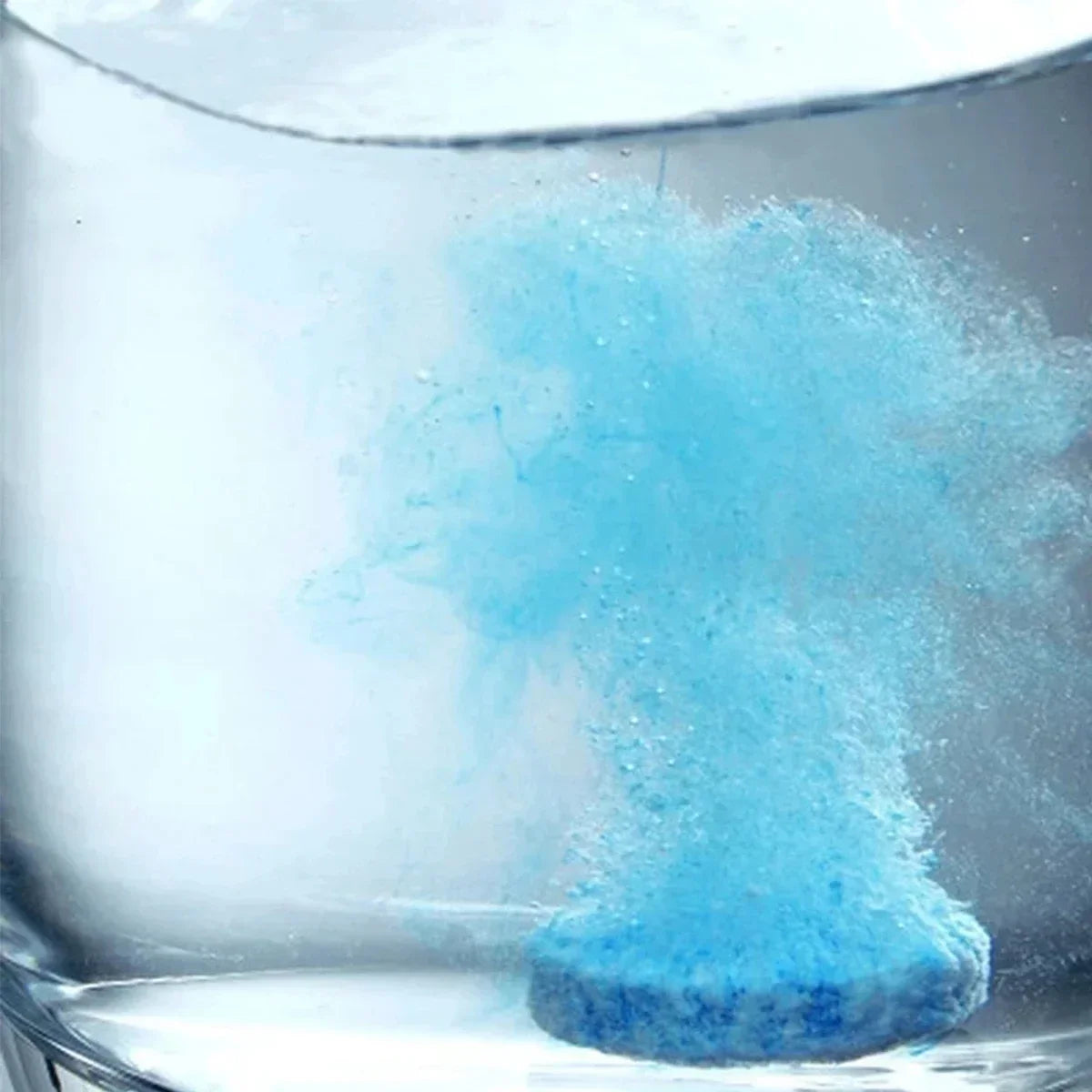 ‌All-Season Windshield Washer Effervescent Tablet (Solid Concentrate) Shellac-Free Formula